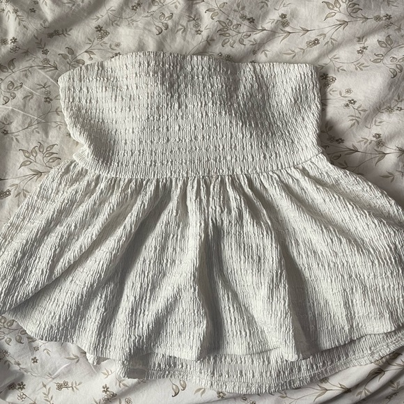 White Dainty Open Back Bow Tie Top - Picture 1 of 2